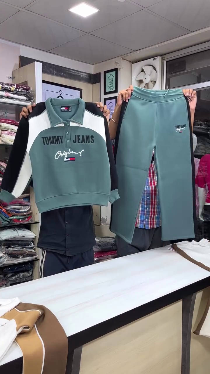 Premium Winter Co-Ord Set – Stylish Sweatshirt & Jogger Combo