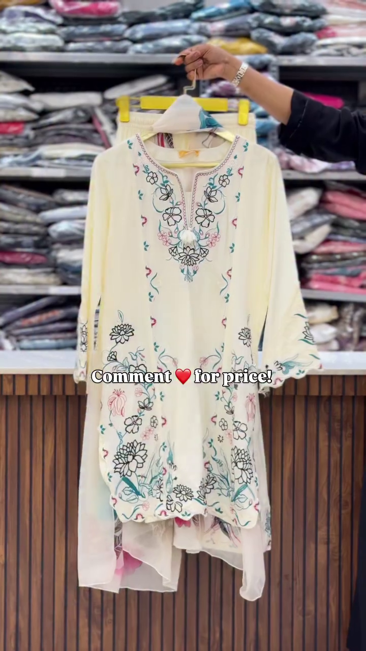 Elegant Cream Floral Embroidered Kurti – Grace in Every Detail