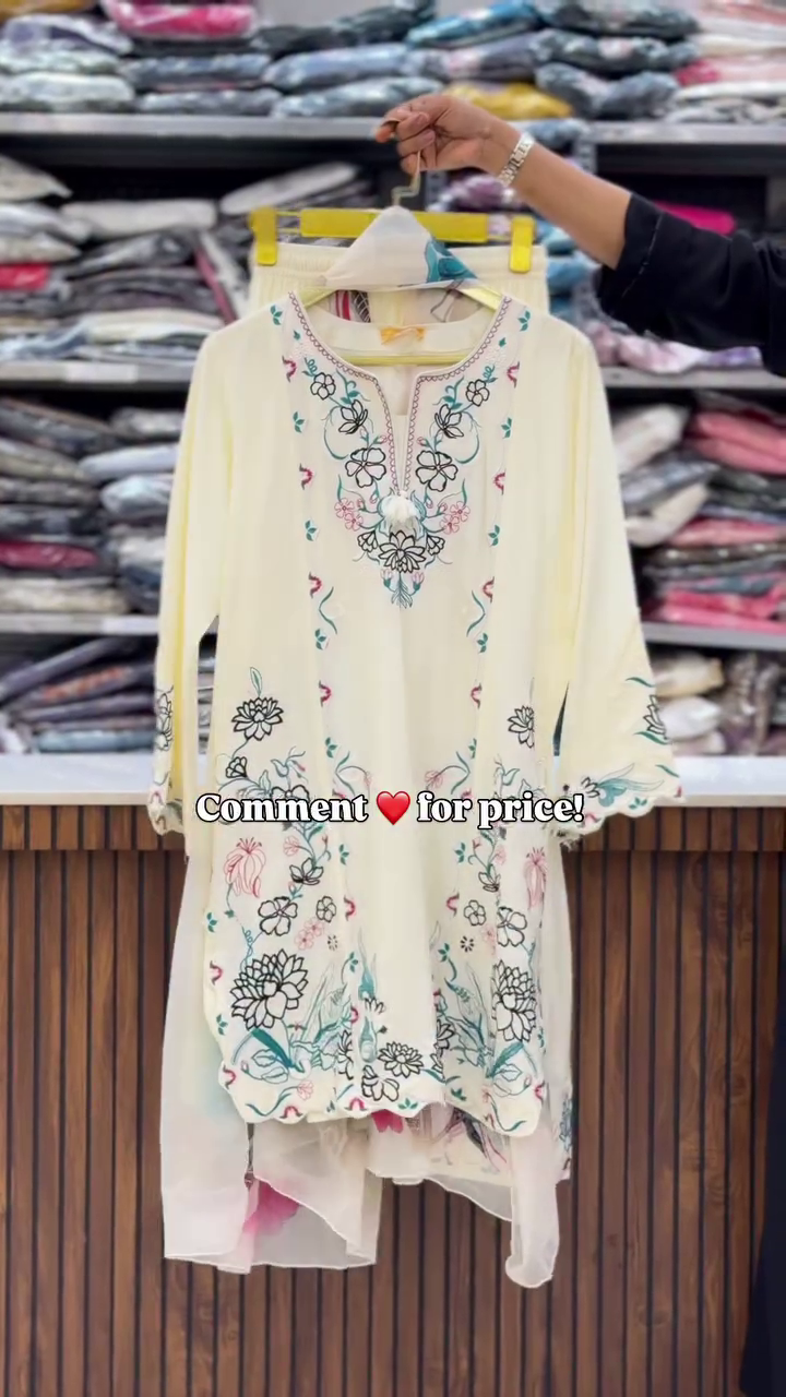 Elegant Cream Floral Embroidered Kurti – Grace in Every Detail