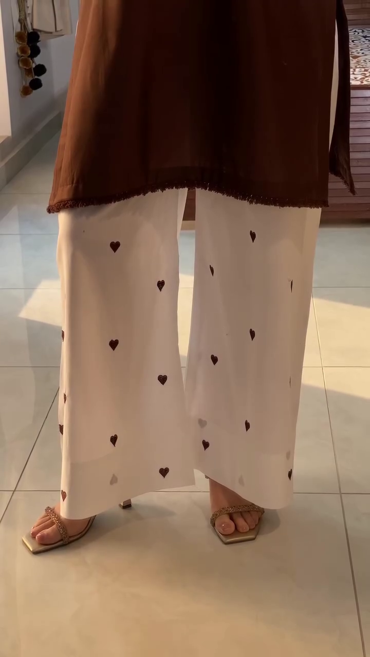 Classic Brown Minimal Kurti – Everyday Ethnic Style