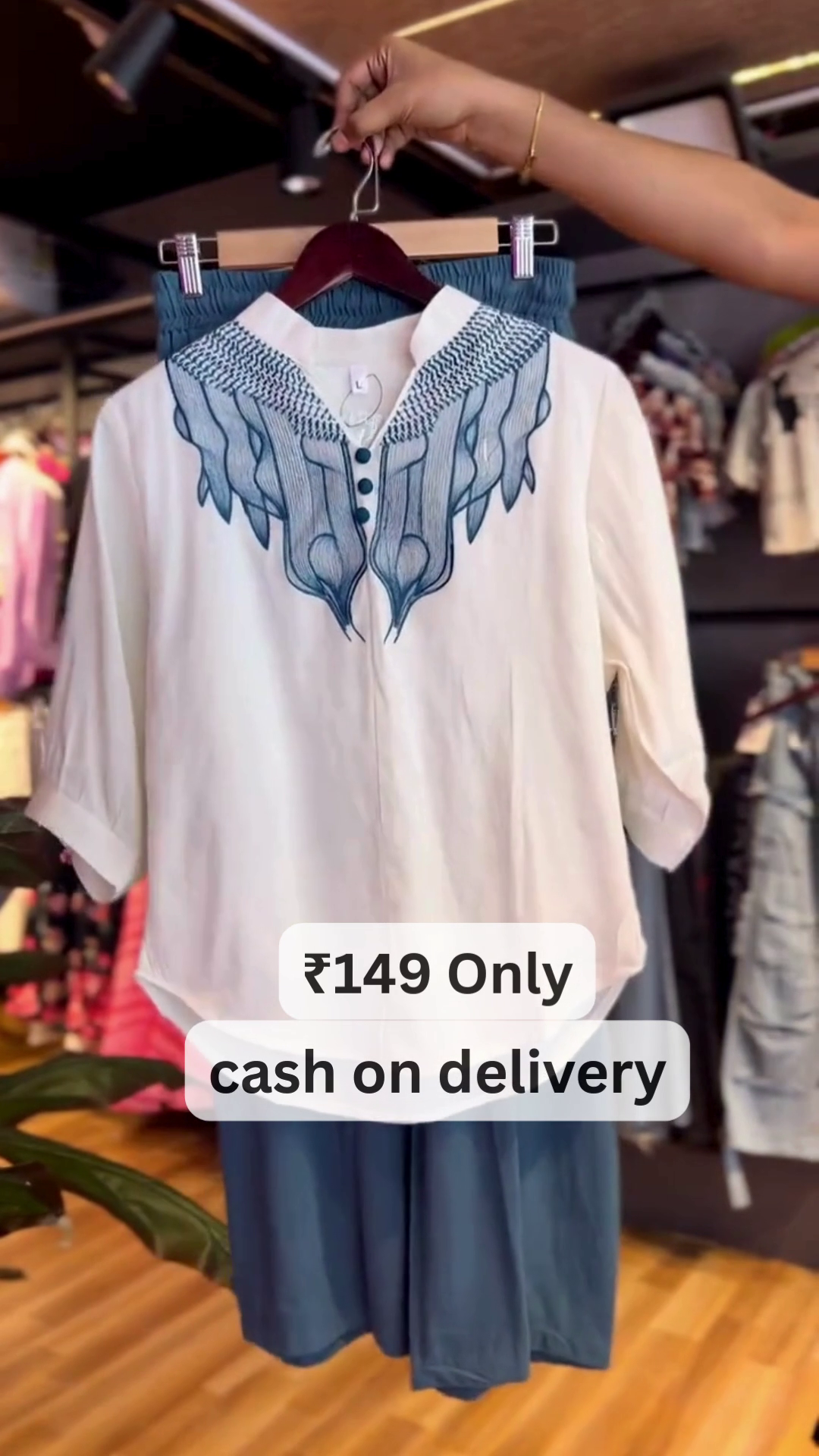 Elegant White Embroidered Top – Simple & Stylish ₹149