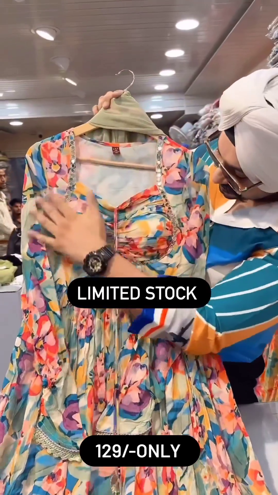 Limited Stock Floral Suit Set – Grab Yours at Rs.129 Only