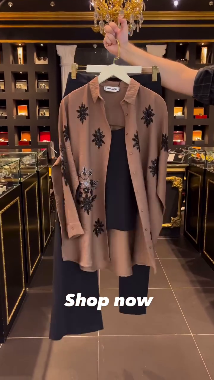 Classic Black Flared Pants – Stylish & Versatile Fashion