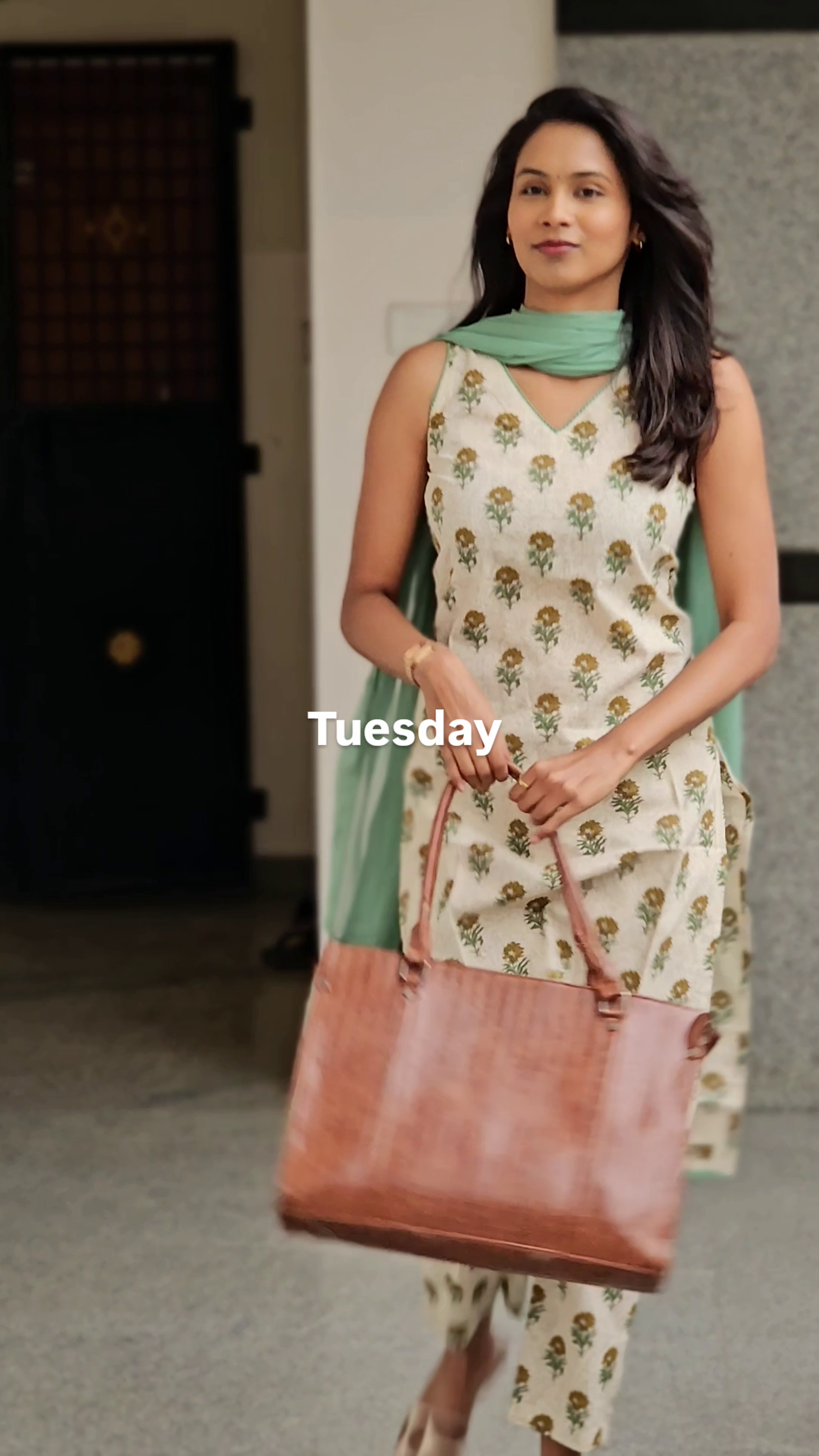 Elegant Black Floral Kurta – Perfect Sunday Style