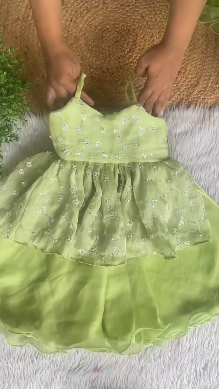 🌿 Adorable Green Ruffle Dress – Cute & Playful Style