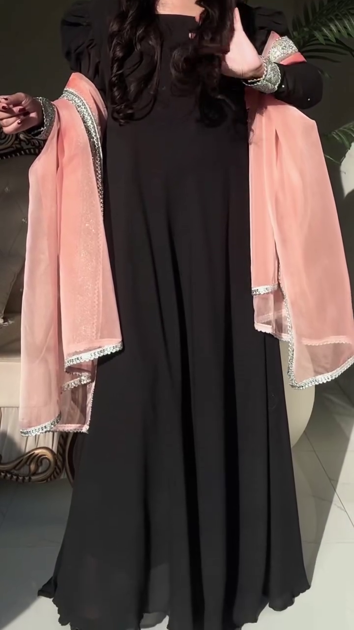 Elegant Black Anarkali with Soft Peach Dupatta – Classic Festive Look