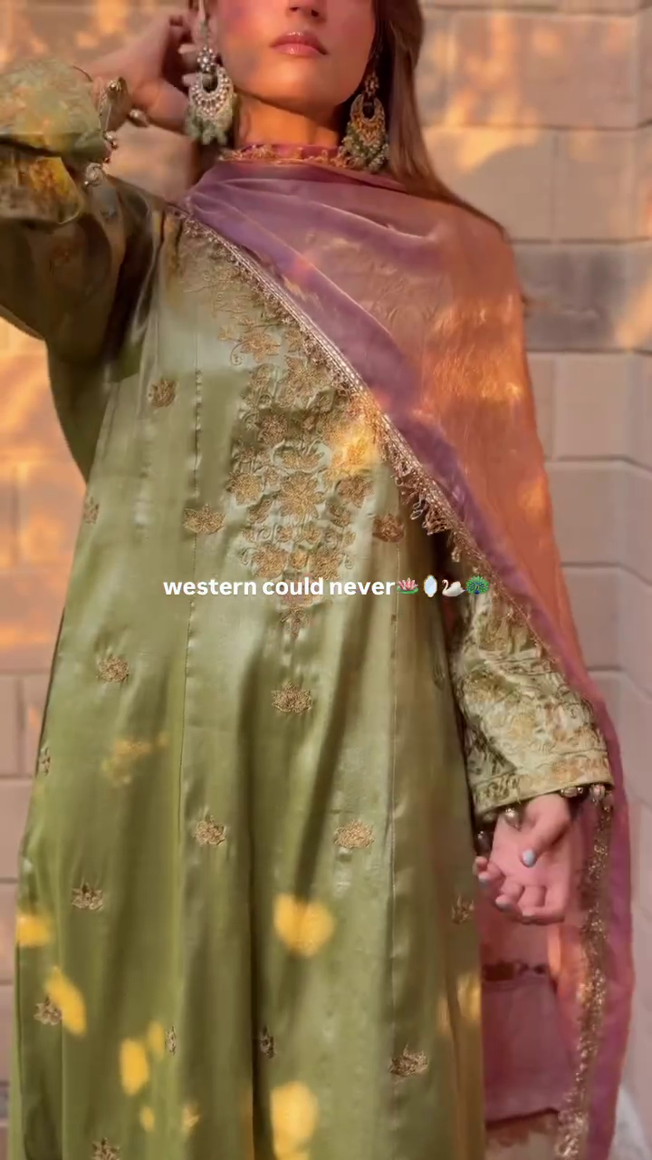 Minimal Green Long Kurta – Simple, Elegant, Everyday Chic