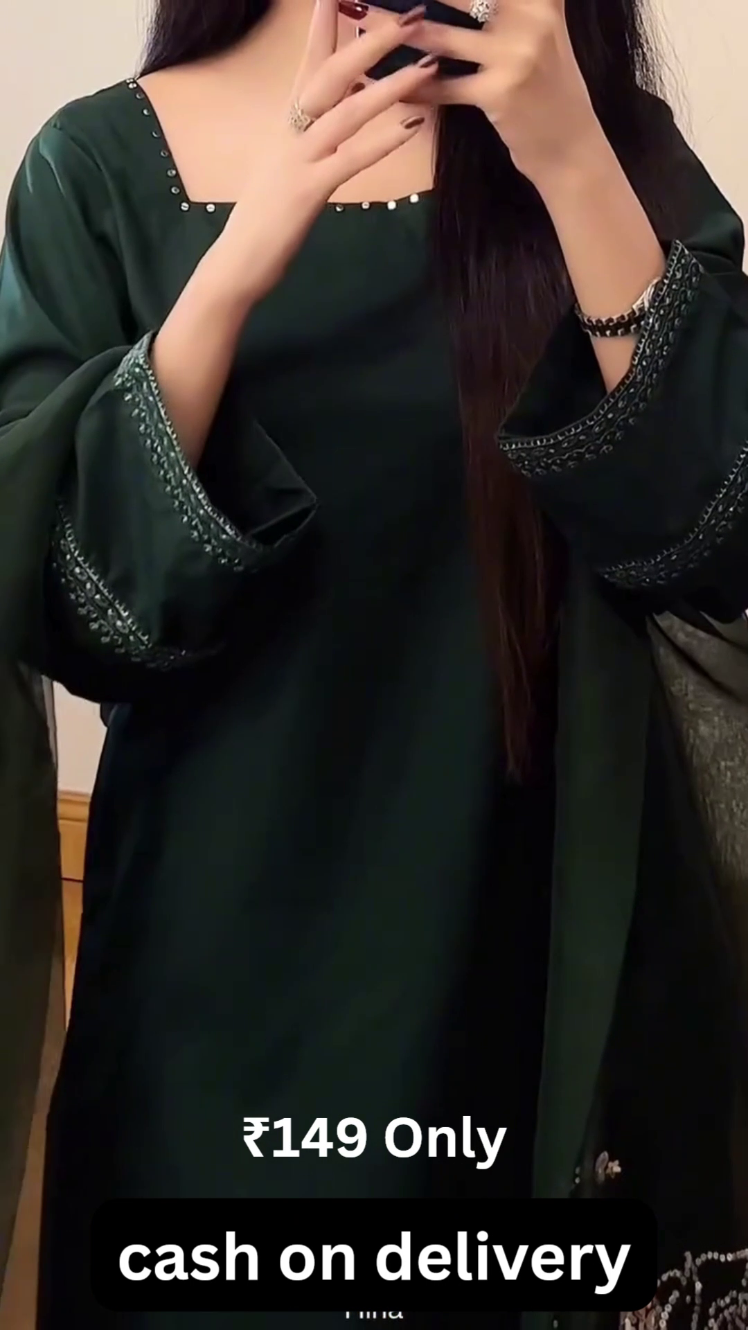 Graceful Green Suit Set – Festive