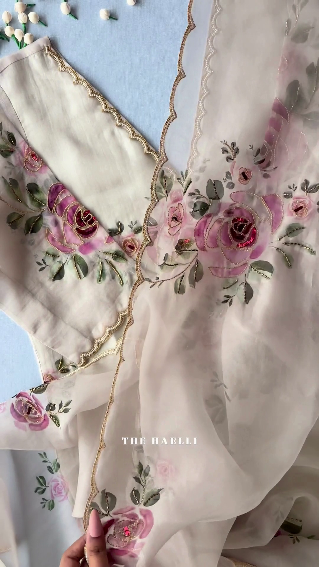 Elegant Floral Organza Suit – Soft & Graceful Look