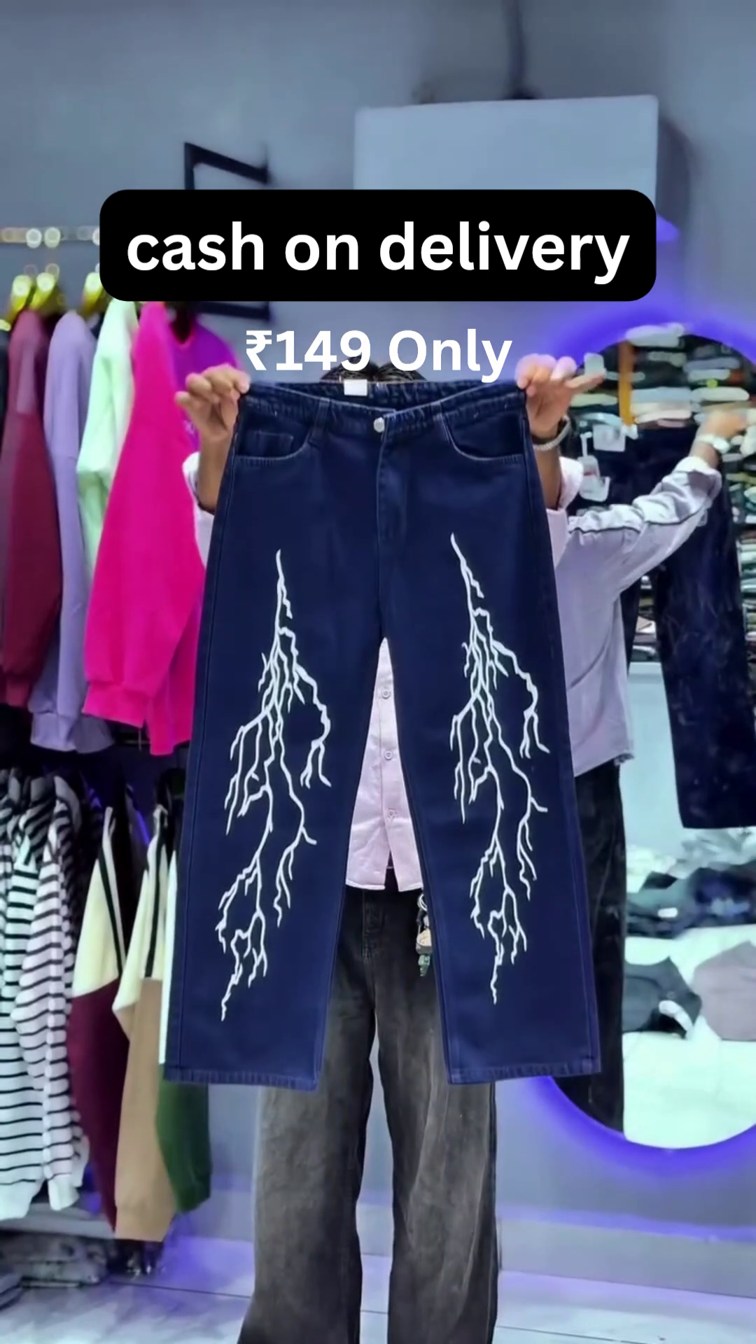 Printed Streetwear Jeans – Bold Urban Style