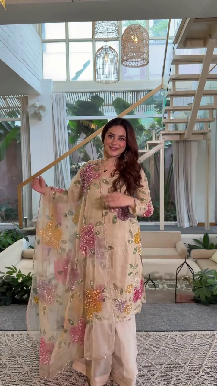 Pastel Floral Organza Suit – Graceful Ethnic Glam